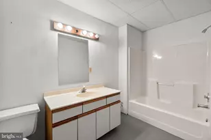 1251 Heritage Farms Ct, Sykesville, MD 21784 - Photo 28