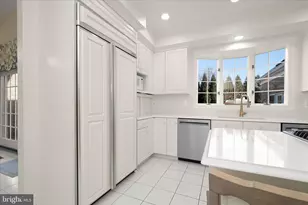 12736 Maryvale Ct, Ellicott City, MD 21042 - Photo 24