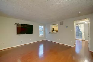 9414 Chippenham Dr, Laurel, MD 20723 - Photo 6