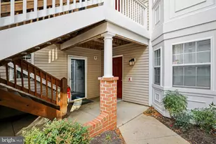 5832 Wyndham Cir, Columbia, MD 21044 - Photo 2