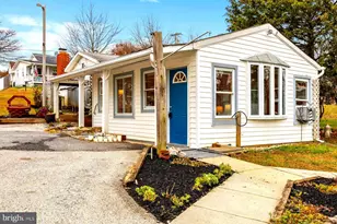 10681 Old Bond Mill Rd, Laurel, MD 20723 - Photo 4