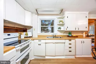 10681 Old Bond Mill Rd, Laurel, MD 20723 - Photo 14