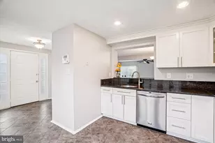 7508 Rain Flower Way, Columbia, MD 21046 - Photo 4