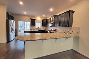 7439 St Margarets Blvd, Hanover, MD 21076 - Photo 10