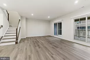 2552 -B Verona Pl, Ellicott City, MD 21042 - Photo 2