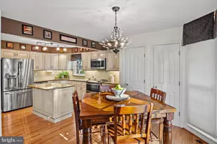 6458 Empty Song Rd, Columbia, MD 21044 - Photo 20