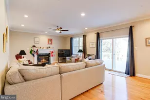 9805 Jessica Ln, Ellicott City, MD 21042 - Photo 22