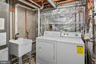 9333 Sombersby Ct, Laurel, MD 20723 - Photo 32