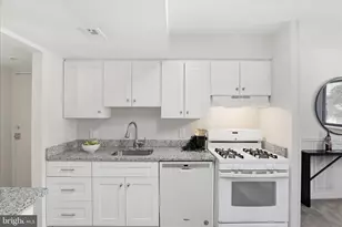 6045 Majors Ln, Columbia, MD 21045 - Photo 4