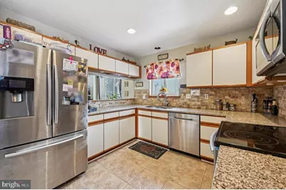 9320 Spring Water Path, Jessup, MD 20794 - Photo 20