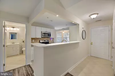 5839 Wyndham Circle #305, Columbia, MD 21044 - Photo 8