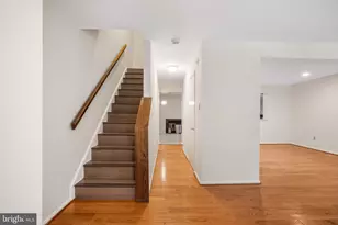 11521 Shell Flower Ln E, Columbia, MD 21044 - Photo 6