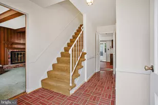 9470 Dunloggin Rd, Ellicott City, MD 21042 - Photo 2