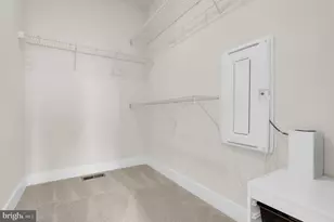 7722 Port Capital Dr, Elkridge, MD 21075 - Photo 20