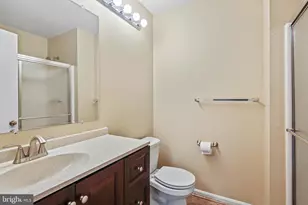 4723 Hallowed Strm Stream, Ellicott City, MD 21042 - Photo 12