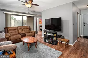 6097 Majors Ln, Columbia, MD 21045 - Photo 2