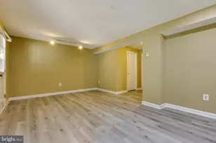 7805 Edmunds Way, Elkridge, MD 21075 - Photo 32