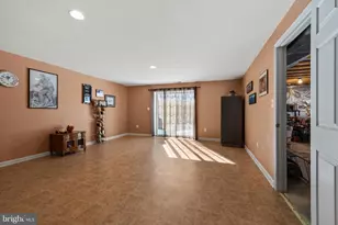 8953 Chapel Ave, Ellicott City, MD 21043 - Photo 34