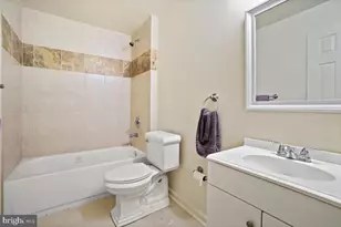 8667 Wellford Dr, Ellicott City, MD 21042 - Photo 54