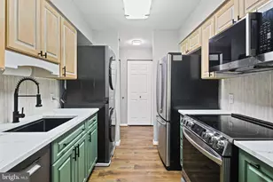 8391 Montgomery Run Rd, Ellicott City, MD 21043 - Photo 6