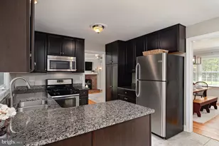 4678 S Leisure Ct, Ellicott City, MD 21043 - Photo 4