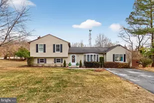 4709 Hale Haven Dr, Ellicott City, MD 21043 - Photo 2