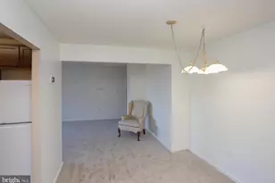 8711 Hayshed Ln, Columbia, MD 21045 - Photo 10