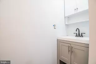 6096 Rock Glen Dr, Elkridge, MD 21075 - Photo 26