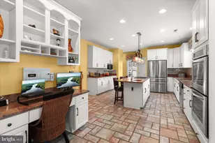 8061 Hunterbrooke Ln, Fulton, MD 20759 - Photo 14