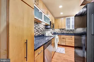 9711 Whiskey Run, Laurel, MD 20723 - Photo 8