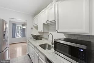 3452 Plumtree Dr, Ellicott City, MD 21042 - Photo 16