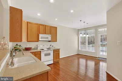 5904 Abrianna Way #B, Elkridge, MD 21075 - Photo 8