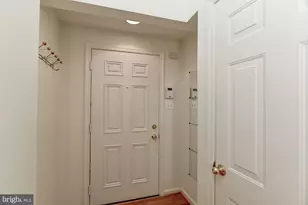 10706 Symphony Way, Columbia, MD 21044 - Photo 4