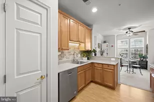 2510 Kensington Garden, Ellicott City, MD 21043 - Photo 12