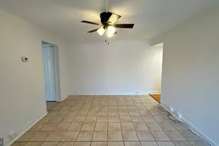 5909 Tamar Dr, Columbia, MD 21045 - Photo 14