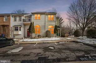 9169 Helaine Hamlet Way, Columbia, MD 21045 - Photo 2