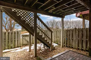 5702 Goldfinch Ct, Ellicott City, MD 21043 - Photo 8