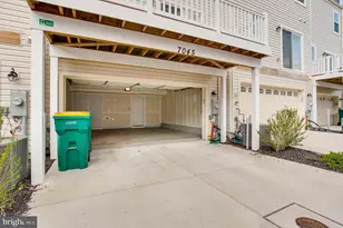 7045 Banbury Dr, Hanover, MD 21076 - Photo 4