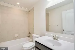 7045 Banbury Dr, Hanover, MD 21076 - Photo 38