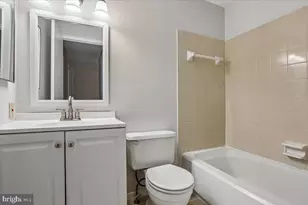 8953 Skyrock Ct, Columbia, MD 21046 - Photo 28
