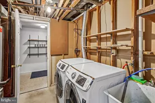 8953 Skyrock Ct, Columbia, MD 21046 - Photo 38