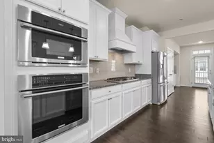 7103 Beaumont Place, Hanover, MD 21076 - Photo 6