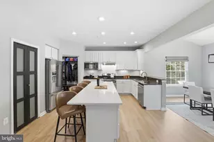 5611 Mainsail Ct, Ellicott City, MD 21043 - Photo 10