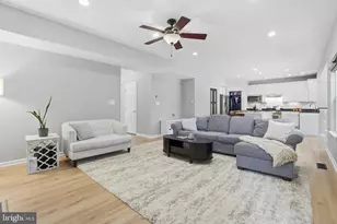 5611 Mainsail Ct, Ellicott City, MD 21043 - Photo 8