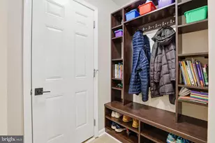 5611 Mainsail Ct, Ellicott City, MD 21043 - Photo 12