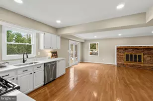 5100 Bonnie Brae Ct, Ellicott City, MD 21043 - Photo 10