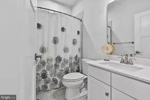 10724 Hidden Ridge Dr, Columbia, MD 21044 - Photo 18