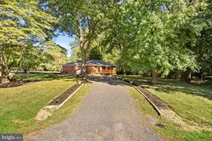 7405 Oakcrest Ln, Clarksville, MD 21029 - Photo 4