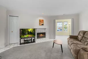 7740 Mayfair Cir, Ellicott City, MD 21043 - Photo 4