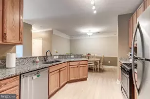 5900 Whaleboat Dr, Clarksville, MD 21029 - Photo 8